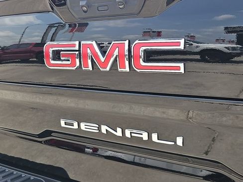 Used 2026 GMC Sierra 1500 Denali w/ Denali Reserve Package RWD image 10