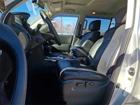 Used 2019 Nissan Armada Platinum w/ Captain's Chairs Package image 13