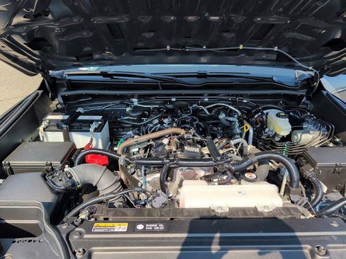 Used 2025 Toyota 4Runner TRD Off-Road image 28