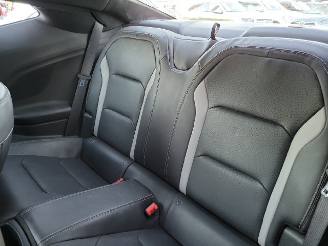Used 2020 Chevrolet Camaro SS RWD image 10