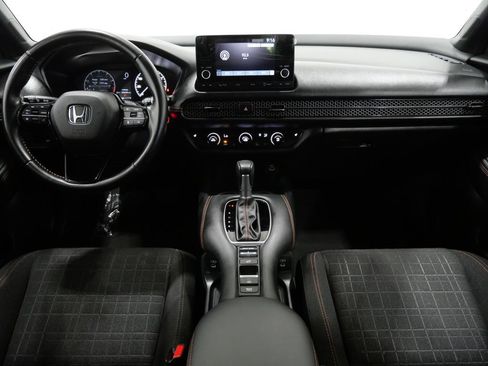 Used 2025 Honda HR-V Sport image 10