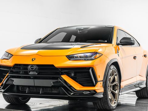 Used 2024 Lamborghini Urus Performante AWD/4WD image 5