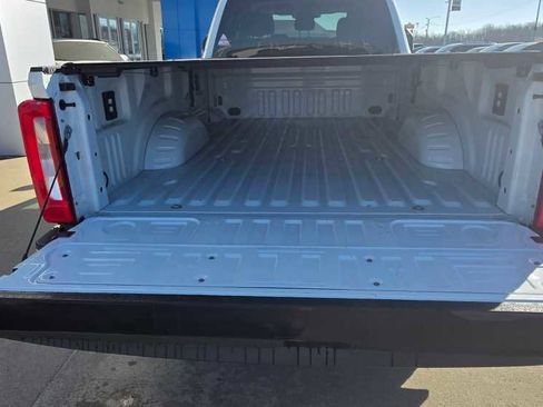 Used 2024 Ford F250 XLT w/ FX4 Off-Road Package image 9