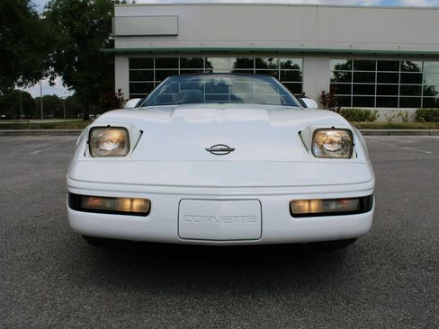 Used 1991 Chevrolet Corvette Convertible image 15