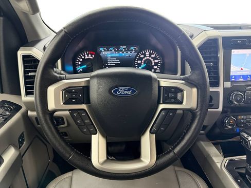Used 2020 Ford F150 Lariat RWD image 13