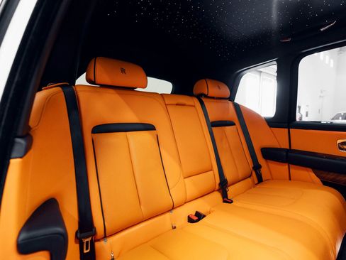 Used 2021 Rolls-Royce Cullinan AWD/4WD image 41