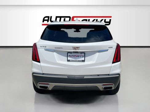 Used 2025 Cadillac XT5 Premium Luxury w/ Technology Package FWD image 6