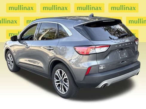 Used 2021 Ford Escape SEL w/ Technology Package image 9