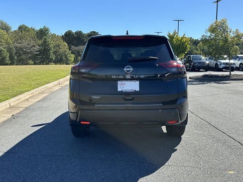 New 2026 Nissan Rogue SV w/ Cold Weather Package FWD image 9