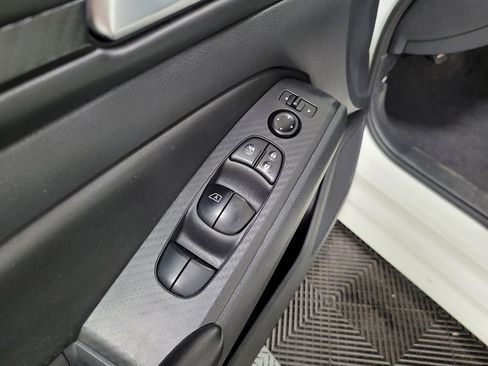 Used 2022 Nissan Altima 2.5 S FWD image 27