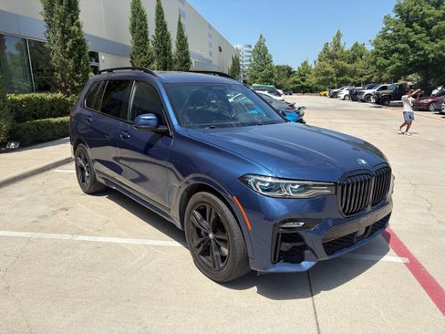 Used 2022 BMW X7 M50i w/ Dynamic Handling Package AWD/4WD image 3