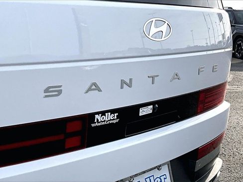 Used 2025 Hyundai Santa Fe Limited image 8