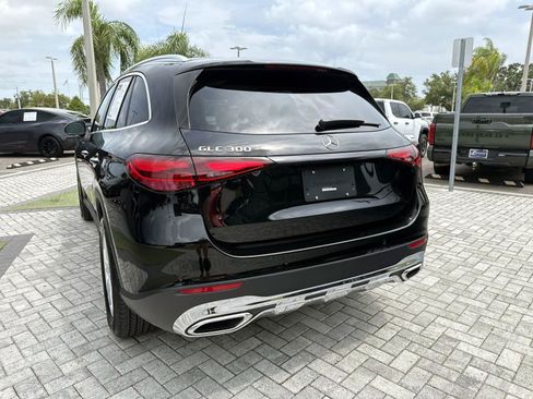 Used 2025 Mercedes-Benz GLC 300 image 9