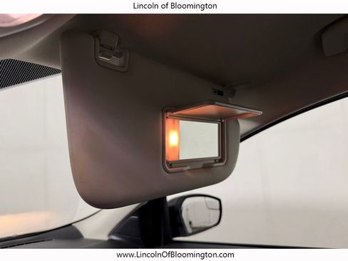 Used 2019 Ford Escape SE image 17