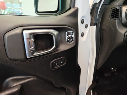 Used 2020 Jeep Gladiator Sport w/ Quick Order Package 24S AWD/4WD image 8