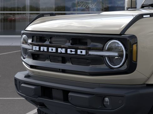 New 2026 Ford Bronco Outer Banks image 19