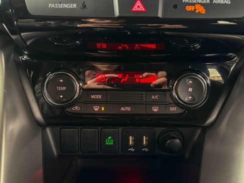 Used 2023 Mitsubishi Eclipse Cross LE AWD/4WD image 15