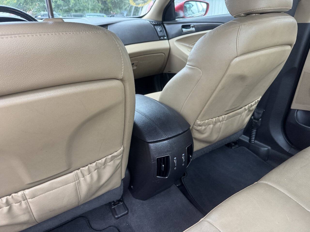 Used 2013 Hyundai Sonata Limited w/ Premium Pkg FWD image 14