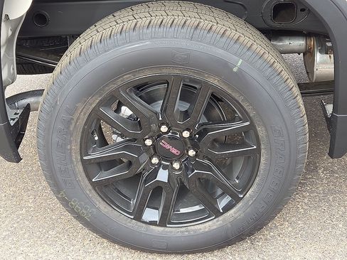 New 2026 GMC Sierra 1500 Pro RWD image 6