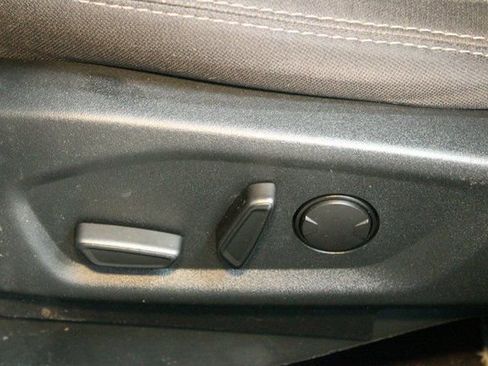 Used 2019 Ford Explorer XLT w/ Safe & Smart Package image 20