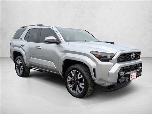 Certified 2025 Toyota 4Runner TRD Sport image 3