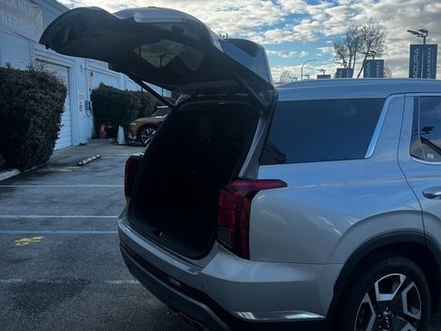 Used 2024 Hyundai Palisade Limited image 9