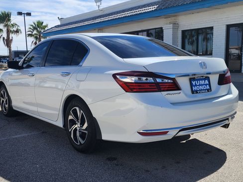 Used 2016 Honda Accord LX image 7