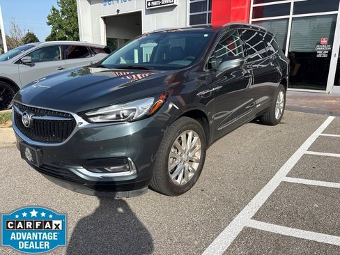 Used 2018 Buick Enclave Premium w/ Experience Buick Package FWD image 1