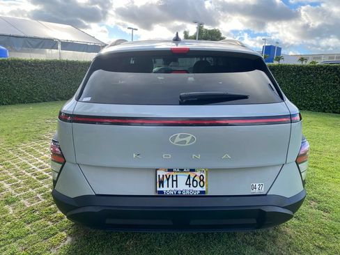Certified 2024 Hyundai Kona SEL FWD image 24