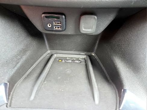 Used 2023 Chevrolet Traverse RS w/ LPO, Floor Liner Package AWD/4WD image 20