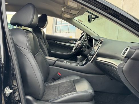 Used 2017 Nissan Maxima SR w/ Midnight Edition image 19