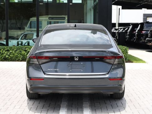 Used 2025 Honda Accord SE image 6