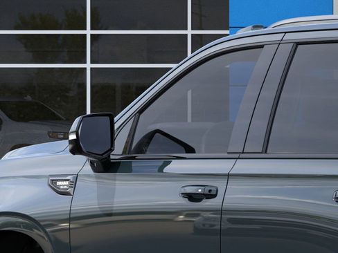 New 2026 GMC Yukon AT4 w/ AT4 Premium Plus Package image 13