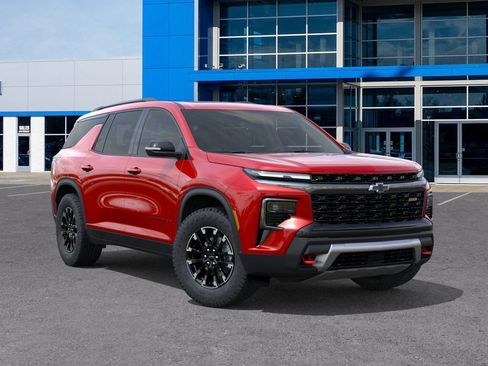 New 2026 Chevrolet Traverse Z71 w/ Driver Confidence Package image 8