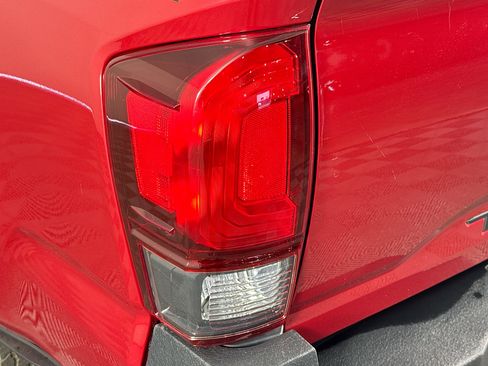 Used 2021 Toyota Tacoma SR w/ SR Convenience Package image 58