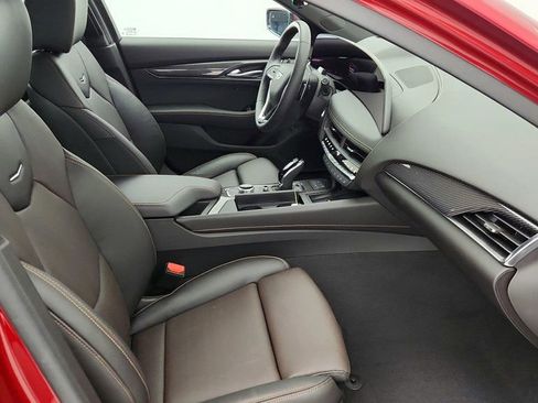 Used 2025 Cadillac CT5 V image 25