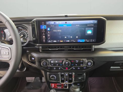New 2026 Jeep Gladiator Sport AWD/4WD image 20
