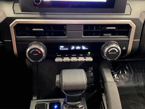 Used 2024 Toyota Tacoma SR image 26