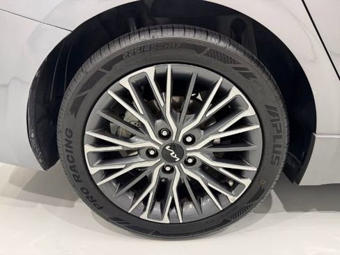 Used 2023 Kia Forte GT-Line w/ GT-Line Premium Package image 4