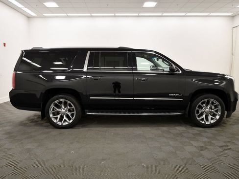 Used 2020 GMC Yukon XL Denali w/ Open Road Package AWD/4WD image 9