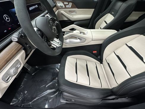New 2026 Mercedes-Benz GLE 53 AMG 4MATIC Coupe image 8