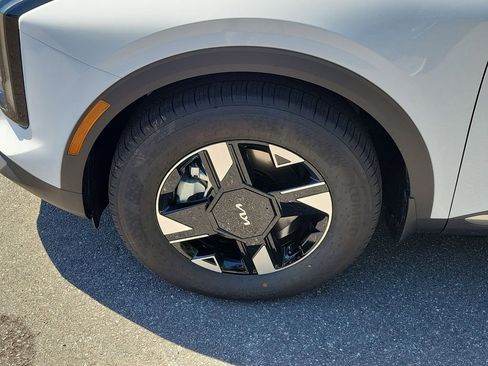 New 2026 Kia Sportage LX w/ LX Convenience Package FWD image 36