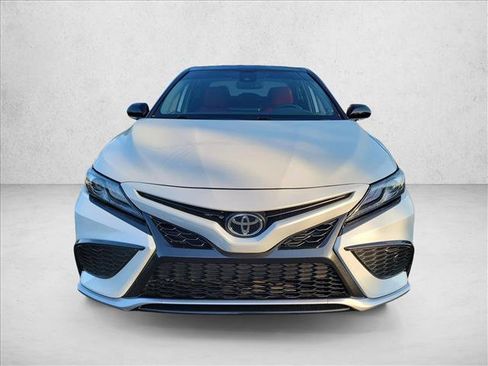Used 2022 Toyota Camry XSE FWD image 2