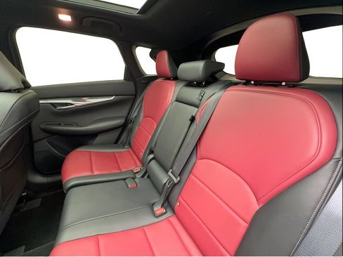 Used 2023 INFINITI QX50 Sport FWD image 25
