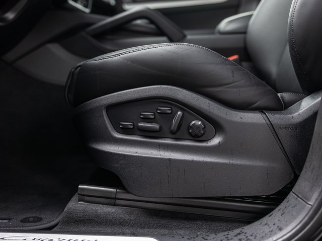 Used 2026 Porsche Cayenne E-Hybrid AWD/4WD image 41