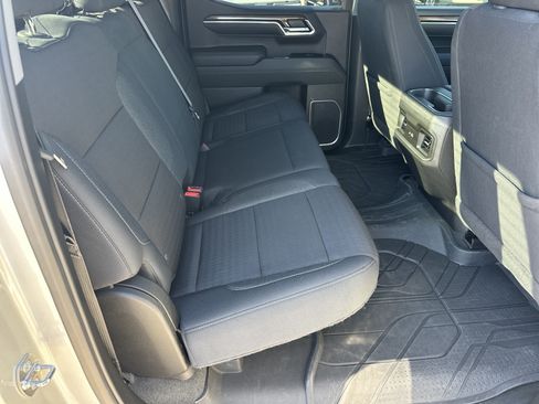 Certified 2022 Chevrolet Silverado 1500 RST w/ Max Trailering Package AWD/4WD image 16