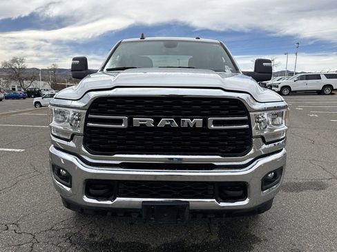 Used 2024 RAM 2500 Big Horn AWD/4WD image 28