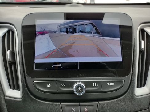 Used 2024 Chevrolet Malibu LT image 24