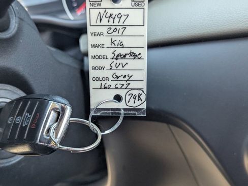 Used 2017 Kia Sportage LX AWD/4WD image 36