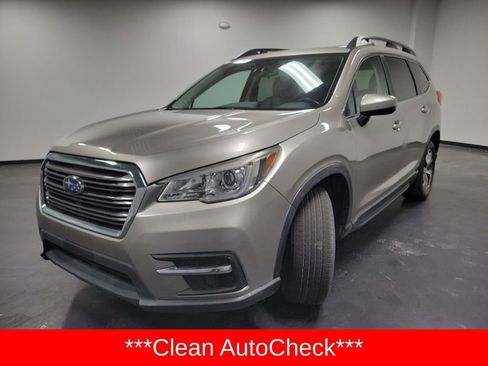 Used 2019 Subaru Ascent Premium image 5